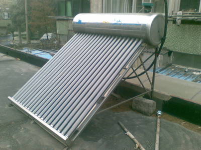 滴血轉(zhuǎn)讓二手太陽能熱水器，跳蚤市場尋新主