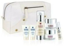 主營產(chǎn)品_上?；瘖y品批發(fā)商